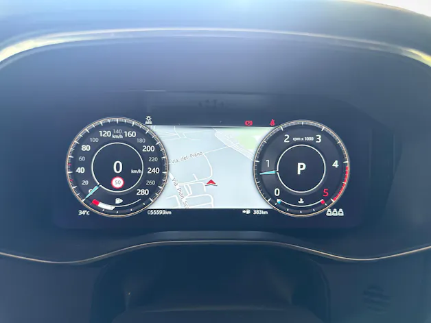 Jaguar F-Pace 2.0 D I4 200 SE AWD - Ruote invernali incluse