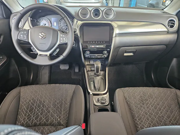 Suzuki Vitara 1.4 T Sakura Top Hybrid 4x4