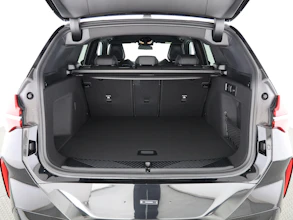 https://vehicle.imgix.net/4277589/ad499e63-b984-48ac-bb36-2934aab495ca.jpg