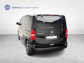https://vehicle.imgix.net/4277605/b5a90c48-35b7-4574-a677-1197337036a9.jpg