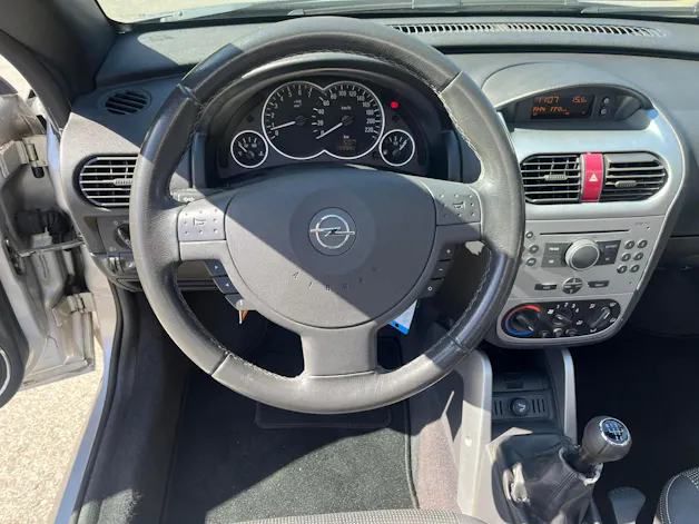 Opel Tigra Twin Top 1.4i 16V TP Sport