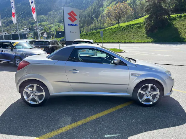 Opel Tigra Twin Top 1.4i 16V TP Sport