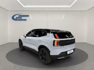 Volvo EX30 CC E60 Twin Performance AWD