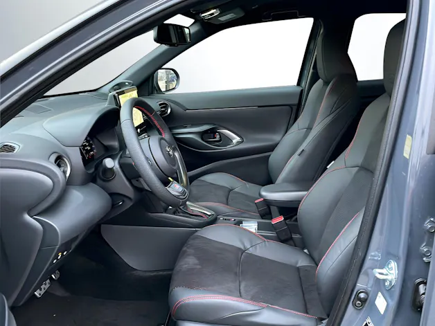Toyota Yaris Cross 1.5 VVT-i HSD GR Sport