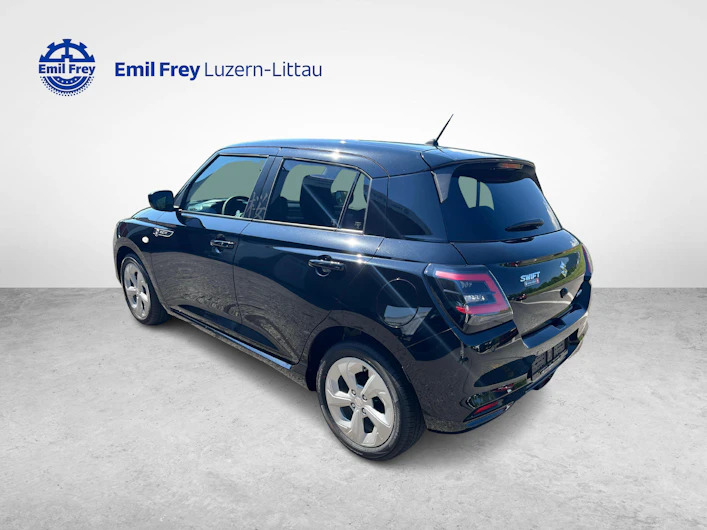 Fahrzeugbild SUZUKI SWIFT