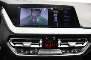 image du véhicule BMW 120i SDKG