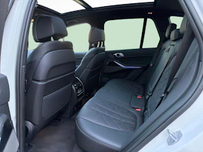 https://vehicle.imgix.net/4277740/049befab-f2ed-4d95-9e91-c031282a2ee5.jpg