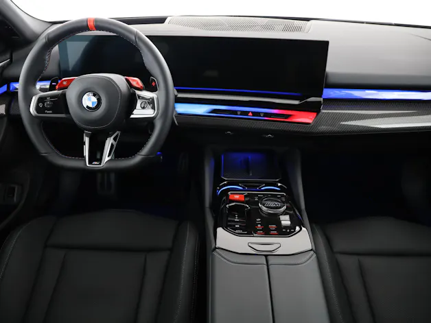 BMW M5 xDrive Touring