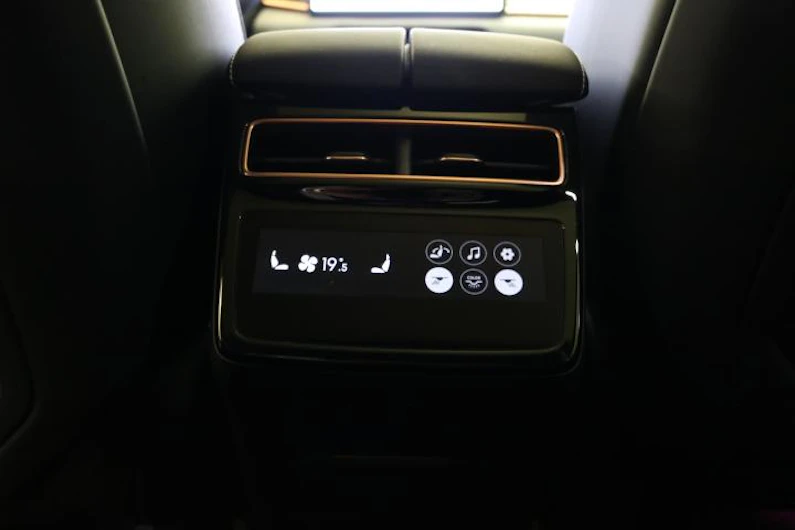 Fahrzeugbild ZEEKR 001