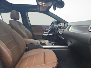 Fahrzeugbild MERCEDES-BENZ GLA 250 e Progressive Line