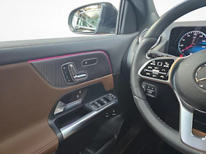 Fahrzeugbild MERCEDES-BENZ GLA 250 e Progressive Line