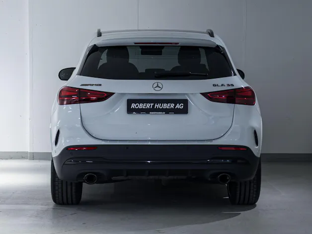 Mercedes-Benz GLA 35 AMG 4MATIC