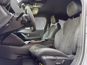 Peugeot 208 1.2 Hybrid 145 GT