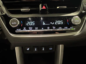 Fahrzeugbild TOYOTA Corolla Cross 1.8 HSD Comfort