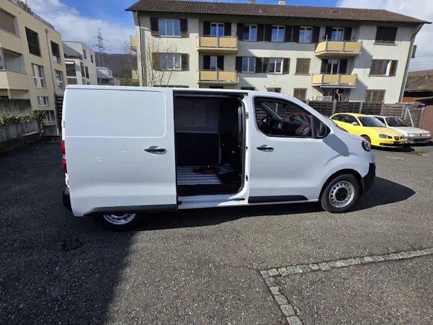 Peugeot e-Expert Kaw. Standard 50 kWh
