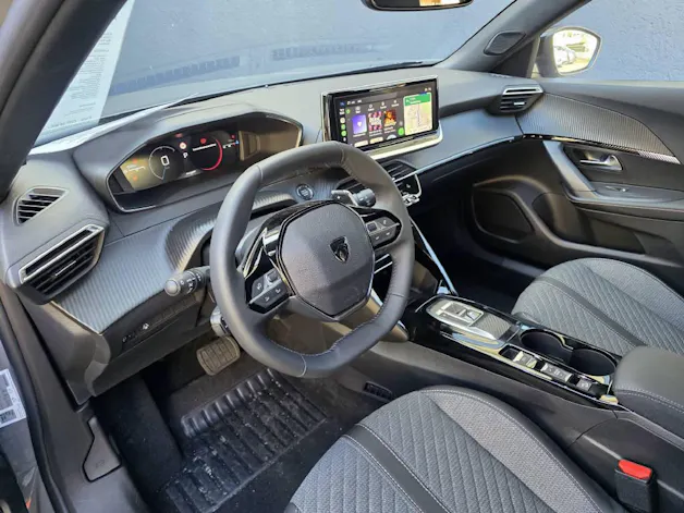 Peugeot 2008 NEW 1.2 Hybrid 145 Allure Premium