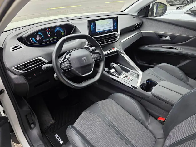 Peugeot 3008 1.6 Plug-in Hybrid Allure Pack