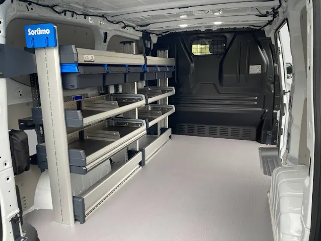 Ford Transit Custom Van 320 L1 2.5 Duratec 233 PS Trend PHEV