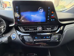 Toyota C-HR 1.8 VVTi HSD Trend