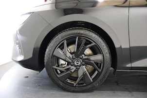 image du véhicule OPEL Astra 1.6 T PHEV 180 Swiss Plus