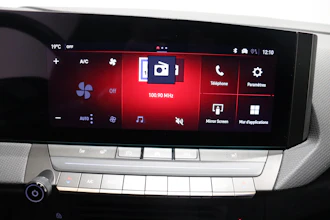 https://vehicle.imgix.net/4278339/d6f1569e-f562-43af-8040-e13e2c10224e.JPG