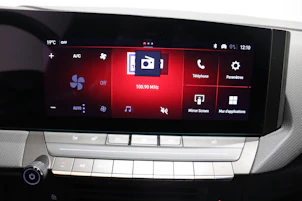 image du véhicule OPEL Astra 1.6 T PHEV 180 Swiss Plus