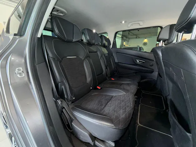 Renault Grand Scénic 1.3 TCe 160 Black Edition EDC