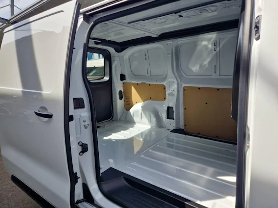 Fahrzeugbild 9 Fahrzeugbild 9