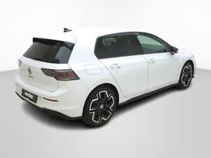 VW Golf VIII 1.5 eTSI R-Line DSG