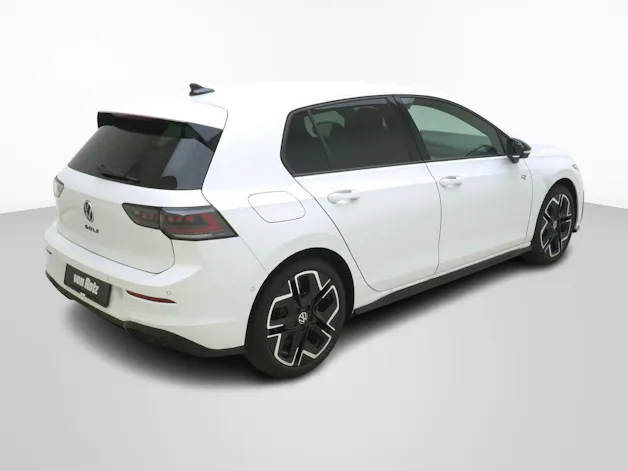 VW Golf VIII 1.5 eTSI R-Line DSG