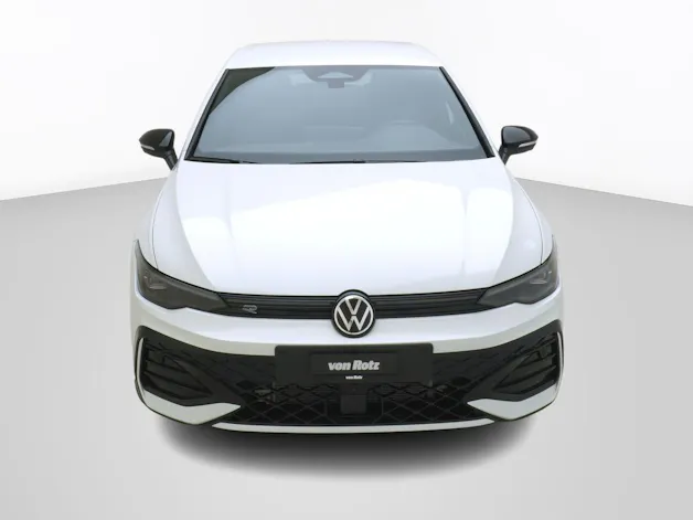 VW Golf VIII 1.5 eTSI R-Line DSG
