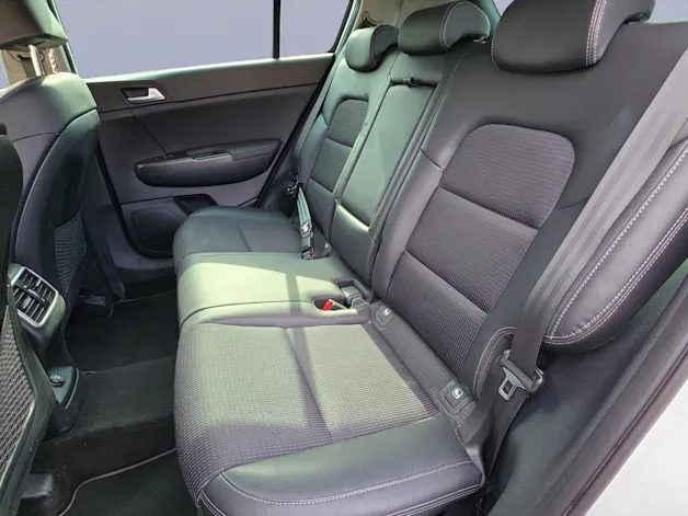 Kia Sportage 1.6 CRDi MHEV Black Edition
