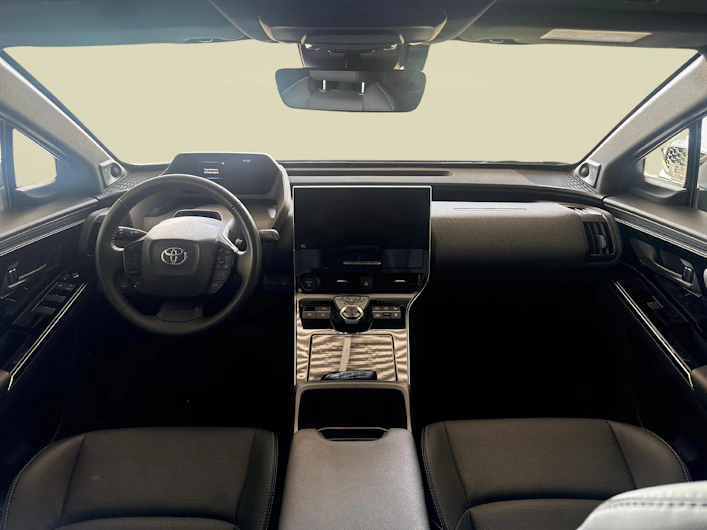 immagine del veicolo TOYOTA BZ4X