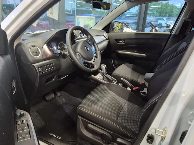 Suzuki Vitara 1.4 T Sakura Hybrid 4x4