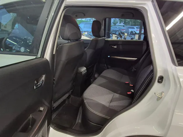 Suzuki Vitara 1.4 T Sakura Hybrid 4x4