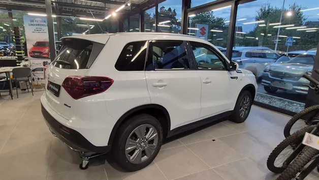 Suzuki Vitara 1.4 T Sakura Hybrid 4x4