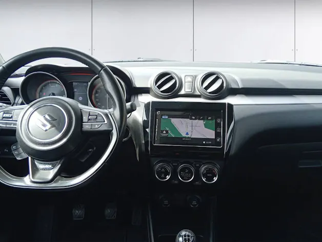 Suzuki Swift 1.2 Piz Sulai Top Hybrid