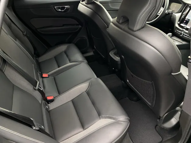 Volvo XC60 2.0 B4 MH R-Design AWD