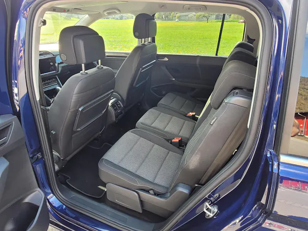 VW Touran 1.5 TSI EVO Comfortline United DSG *inkl. Garantie+7-Plätzer+Family Pack*