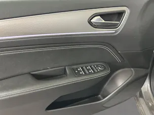 Renault Arkana 1.6 E-Tech Intens