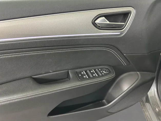 Renault Arkana 1.6 E-Tech Intens