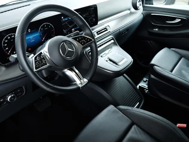 Mercedes-Benz V 250 d lang Avantgarde 4Matic G-Tronic