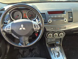 Mitsubishi Lancer 1.8 Intense