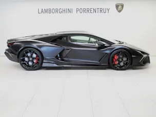 Lamborghini Revuelto HPEV