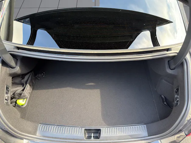 Mercedes-Benz E 400 e 4Matic 9G-Tronic