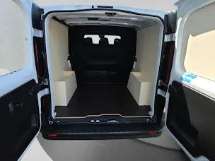 RENAULT Trafic 2.0 Blue dCi 130 Advance L2H1 EN