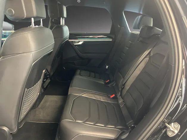 VW Touareg 3.0 TSI R-Line Tiptronic