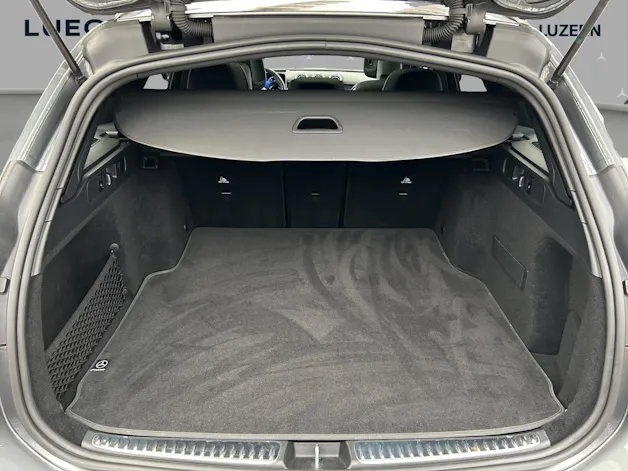 Mercedes-Benz C 220 d T 4 Matic