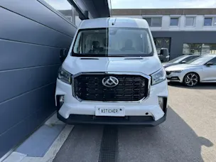 MAXUS Deliver 9