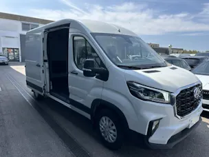 MAXUS Deliver 9